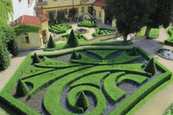 图3 一个展示了卡普兰及其追随者推荐的“连贯性、易读性、复杂性和神秘性”设计特点的花园(布拉格，捷克共和国)